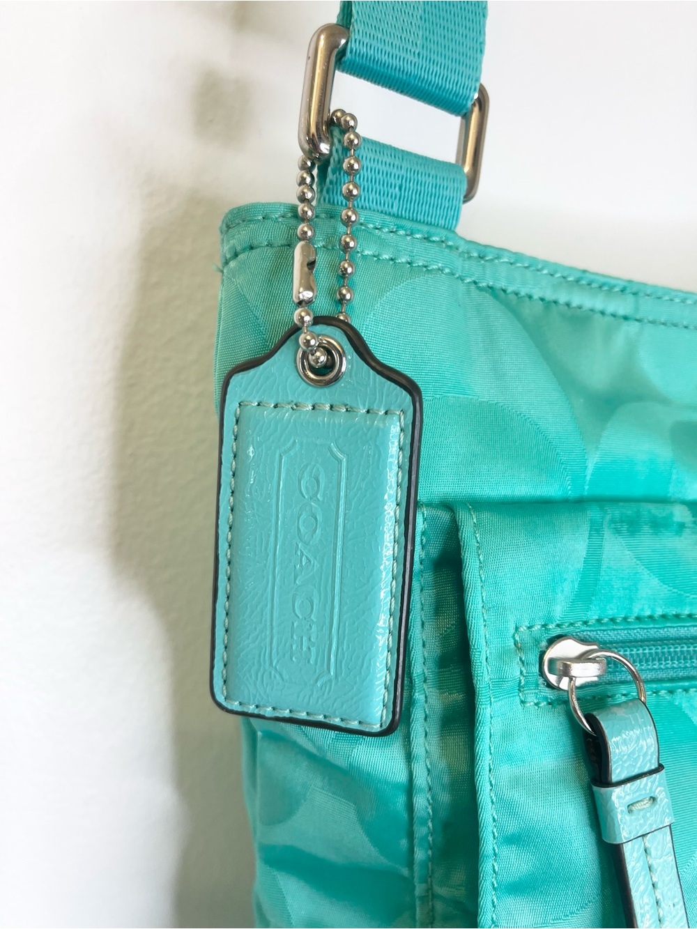 Coach Getaway Signature Nylon File Bag A1432 Turquoise Signature Crossbody Bag - Picture 6 of 14